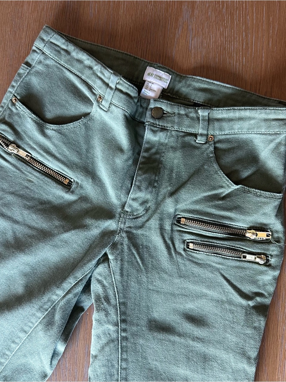 H&M Olive Green High-Rise Jeans with Metal Button